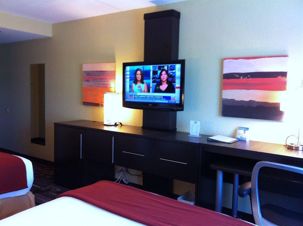 Holiday Inn Express Ft Lauderdale Cruise-Airport By Ihg Fort Lauderdale Ngoại thất bức ảnh