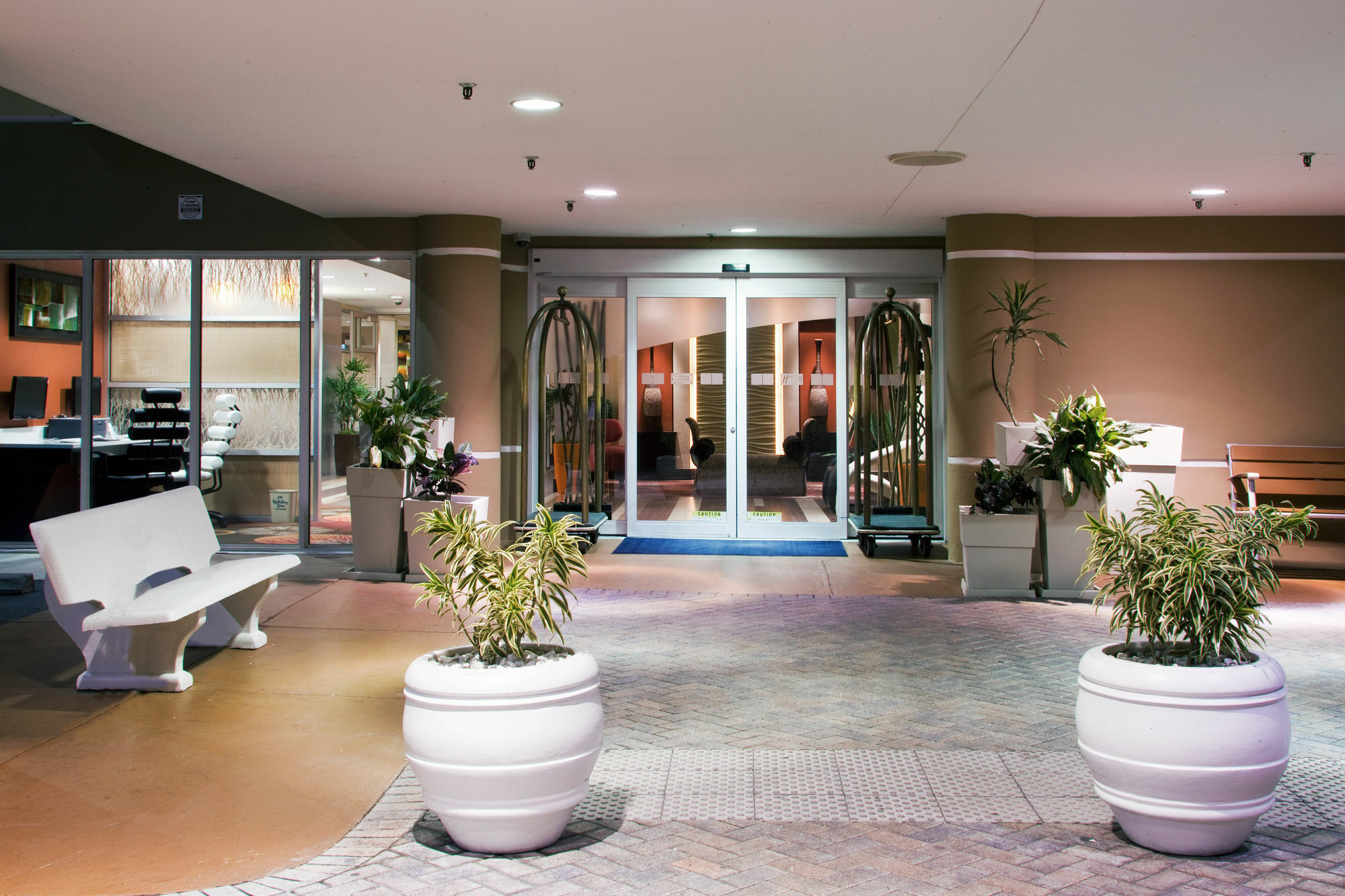 Holiday Inn Express Ft Lauderdale Cruise-Airport By Ihg Fort Lauderdale Ngoại thất bức ảnh