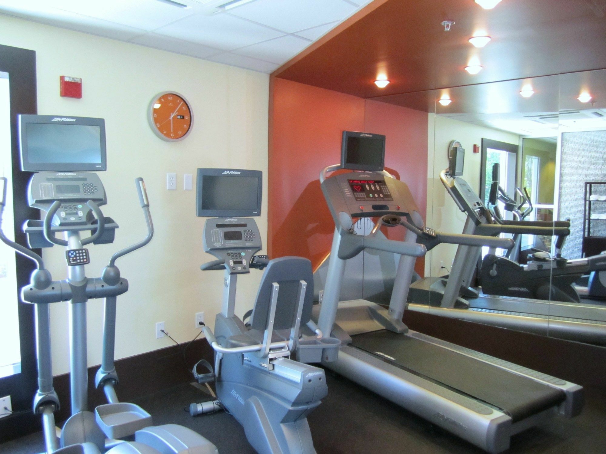 Holiday Inn Express Ft Lauderdale Cruise-Airport By Ihg Fort Lauderdale Ngoại thất bức ảnh